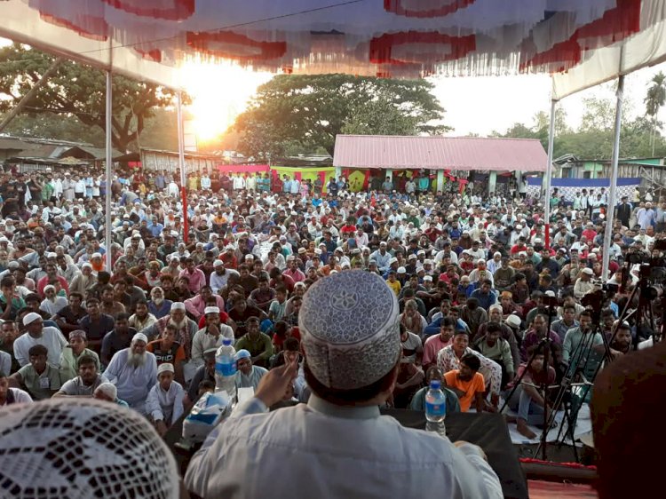 আদর্শ পরিবার সেচ্ছাসেবী সংগঠনের উদ্যেগে ইসলামি মহা সম্মেলন অনুষ্ঠিত হয়েছে