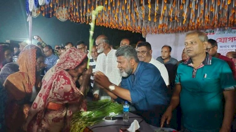 ৪৮ নওগাঁ ৩ আসনের মহাদেবপুর বদলগাছী বিএনপি পদপ্রার্থী  ফজলে হুদাকে ভালোবেসে সংখ্যালঘু ও ক্ষুদ্র নৃগোষ্ঠীর আদিবাসী  বিএনপিতে যোগদান