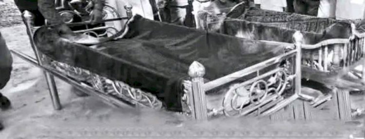 শো'কে'র ছায়ায় নীরব হয়ে যায় ছাতইল ইউনিয়নের যশোহর সাহাপাড়া!
