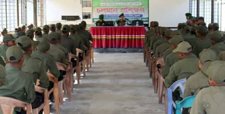 নেত্রকোনায় আনসার-ভিডিপি মৌলিক প্রশিক্ষণ পরিদর্শন করলেন উপমহাপরিচালক