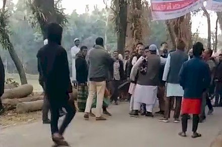 ভোলায় বিএনপি-জামায়াত সংঘর্ষে ৩০ আহত; 'জামায়াতকে ভোটে বেহেশত' বক্তব্যকে কেন্দ্র করে উত্তেজনা