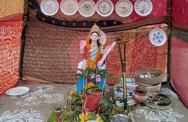 নওগাঁর ১১ টি উপজেলাসহ সারাদেশে  সরস্বতী পূজা অনুষ্ঠিত
