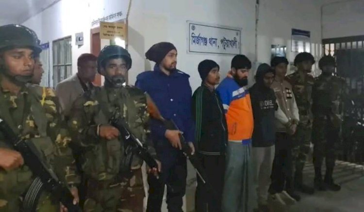 পটুয়াখালী মির্জাগঞ্জে যৌথ বাহিনীর অভিযানে গ্রেপ্তার চার