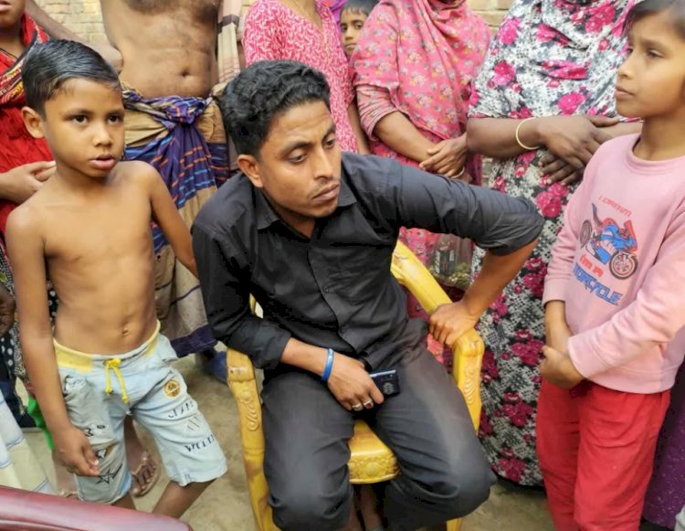 বালিয়াকান্দিতে নির্বাচনে ডিউটি প্রলোভন দেখিয়ে ৬৫ জনের সাথে প্রতারণার অভিযোগে প্রতারক জনতার হাতে আটক