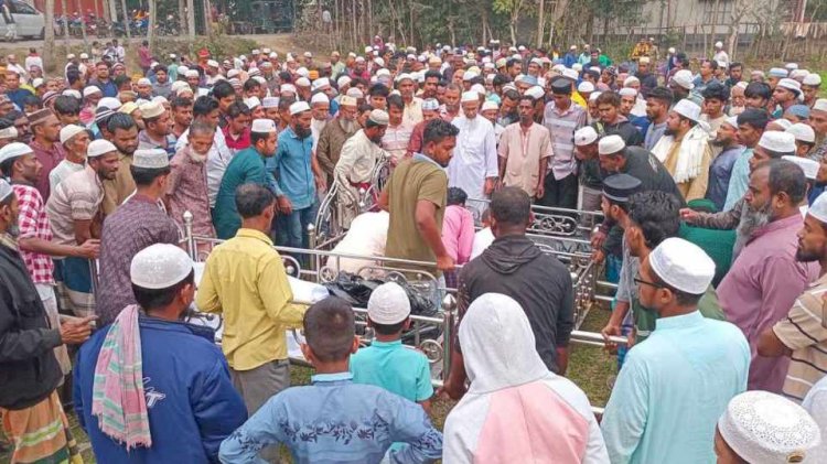 নড়াইলে রক্তক্ষয়ী সংঘর্ষ নিহত ৪ জনের তিনজনের জানাজা,দাফন সম্পন্ন