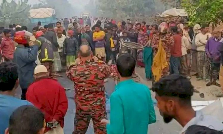 ফুলবাড়ীর রাঙামাটি পশ্চিম অদূরে সড়ক দুর্ঘটনায় ২ জন নিহত!