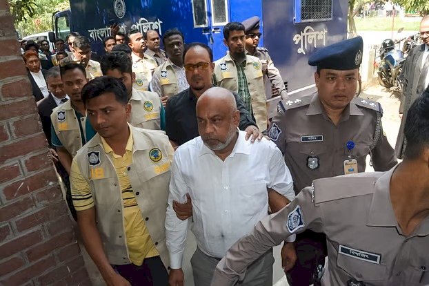 দ্রুত বিচার আইনের মামলায় আইনজীবী সমিতির সভাপতি কারাগারে