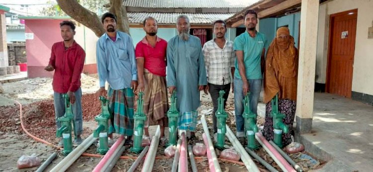 ঠাকুরগাঁও সদরে অসহায়দের মাঝে ৩৬টি ছাগল ও ৭টি টিউবয়েল বিতরণ