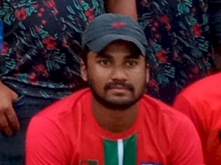 আদালতে জামিন নিতে গিয়ে আলোচিত সাংবাদিক আশরাফুল ইসলাম বাবু'র উপর হামলাকারী রাকিব আটক