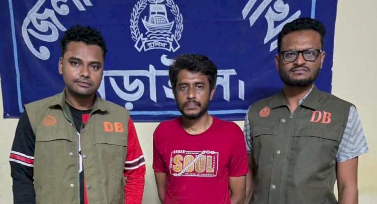 নড়াইলে ডিবি পুলিশের সফল অভিযানে ৪৫ পিস ইয়াবা ট্যাবলেটসহ গ্রেফতার ১