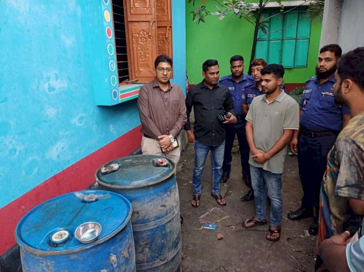 নড়াইলের কালিয়া থানা  পুলিশের বিশেষ অভিযানে বিপুল পরিমাণ ডিজেল ও অকটেন উদ্ধার