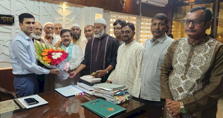 পাবনা চেম্বারের উদ্যোগে ৫ হাজার মানুষের কর্মসংস্থান : বেসরকারি খাতকে এগিয়ে আসার আহ্বান জেলা প্রশাসকের