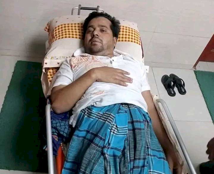 চিকিৎসক নিজেই অসুস্থ হয়ে পড়েন।