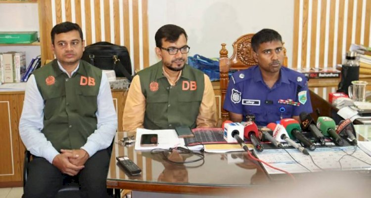 নির্মাণাধীন পাবনা মেডিকেল কলেজ প্রকল্পে চাঁদাবাজি : তিন আসামি গ্রেফতার