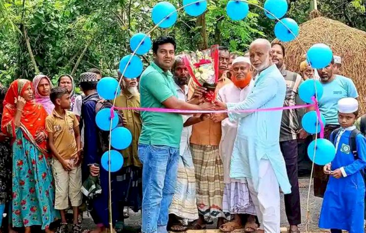 সেতু নির্মাণের জন্য চিরিরবন্দর উপজেলা নির্বাহী কর্মকর্তা ও বাংলাদেশ জাতীয় সংসদদের মাননীয় হুইপ জনাব আক্তারুজ্জামান মিয়া এমপি মহোদয়ের দৃষ্টি আকর্ষণ এলাকাবাসীর!