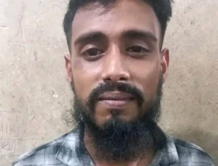 প্রতিবেশী কিশোরীকে ধর্ষণ ও ব্ল্যাকমেইল: কুমিল্লায় যুবকের ৩২ বছরের কারাদণ্ড