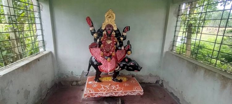 নওগাঁর মহাদেবপুরে বাগধানা ও খোদ্দনারায়নপুরে ঐতিহ্যবাহী শ্রীশ্রী শিবকালি ও শুরকালির ৪ দিন দিনব্যাপী বারোয়ারী পূঁজা অনুষ্ঠিত