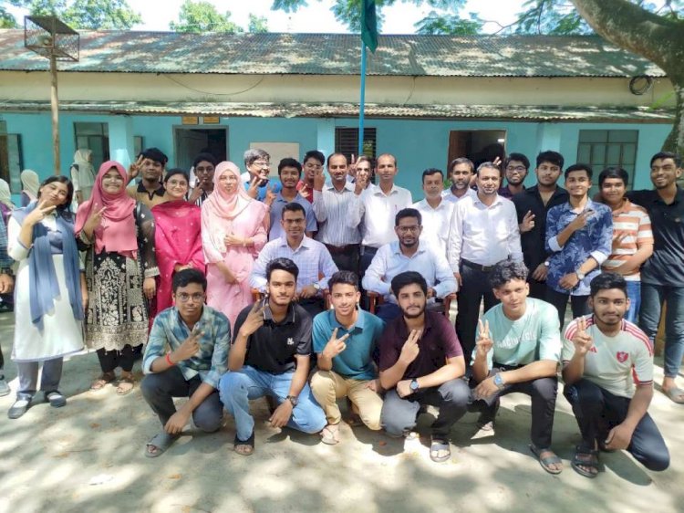 সিরাজগঞ্জে এসএসসি ও সমমান পরিক্ষার ফলাফলে,  সিরাজগঞ্জ কালেক্টরেট স্কুল অ্যান্ড কলেজের বড় সাফল্য