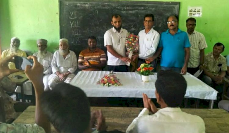 কেশবপুরের বাঁশবাড়িয়া মাঃ বিদ্যালয়ে  নবগঠিত এডহক কমিটির পরিচিতি সভা