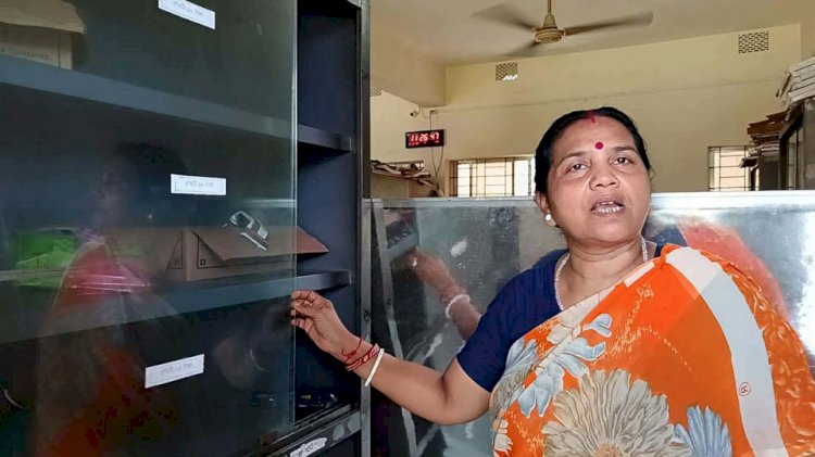 বালিয়াকান্দি পাইলট সরকারি বালিকা উচ্চ বিদ্যালয়ে দোকানদারবিহীন ‘সততা স্টোর
