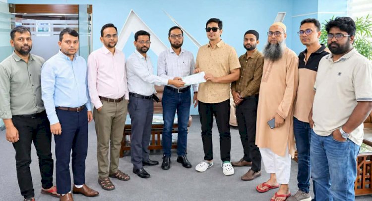 বগুড়ায় গাক কর্মকর্তার উন্নত চিকিৎসায় ৫ লাখ টাকার বিশেষ অনুদান : সংকটকালে সহকর্মীর পাশে দাঁড়িয়ে মানবিকতার অনন্য দৃষ্টান্ত