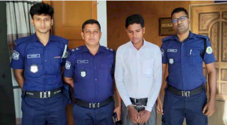 পটুয়াখালীতে নিয়োগ পরীক্ষায় জালিয়াতির অভিযোগে যুবক আটক অফিস সহায়ক পদে লিখিত পরীক্ষা অন্যকে দিয়ে দেওয়ার পর মৌখিক পরীক্ষায় এসে ধরা