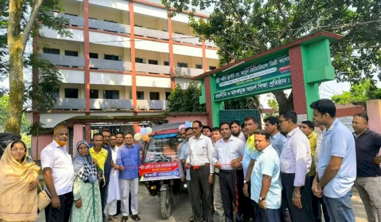 কেশবপুর মাসুদ মেমোরিয়াল কলেজে  নতুন পরিবহন সেবার উদ্বোধন