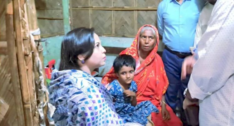 মা,বাবা,ফেলে রেখে চলে যায়  নিরাপদ আশ্রয়স্থল না থাকায়  বিশেষ চাহিদা সম্পন্ন শিশুটির পাশে দাড়ালেন  জেলা প্রশাসক