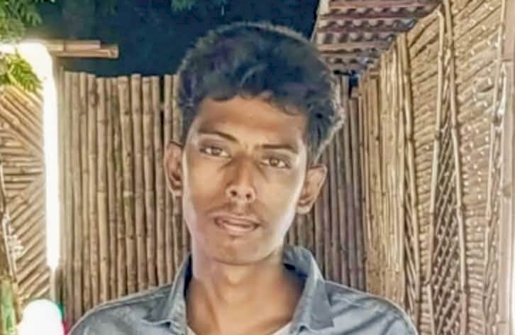 নওগাঁর মহাদেবপুর উপজেলার চৌমাশিয়া ধুনজইল মোড়ে অটোচার্জার মোটরসাইকেল সংঘর্ষে তারেক নামে এক যুবকের মৃত্যু