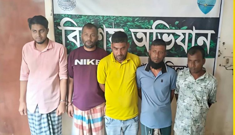 দেবিদ্বারে গ্যাস ফিল্ডে লুটপাটের ঘটনায় চট্টগ্রাম থেকে গ্রেপ্তার ৫, তদন্তে পুলিশের নতুন অগ্রগতি