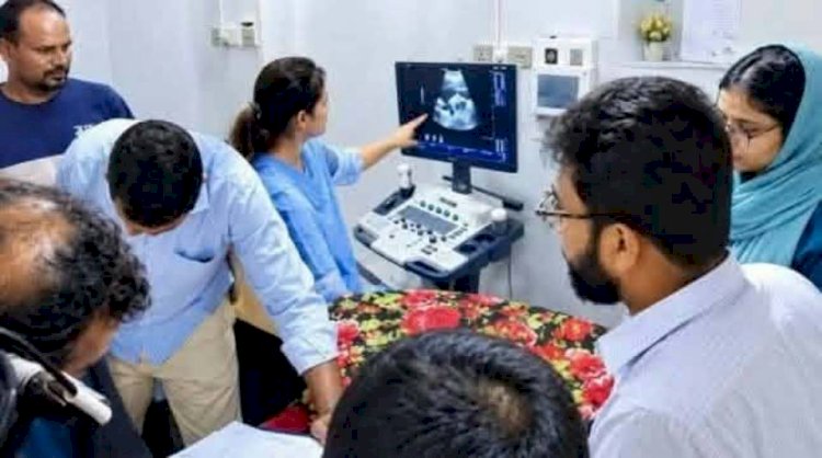 নওগাঁর মহাদেবপুরে লাইসেন্সবিহীন  তিন চিকিৎসা প্রতিষ্ঠানে অভিযান চালিয়ে ৮০ হাজার টাকা জরিমানা